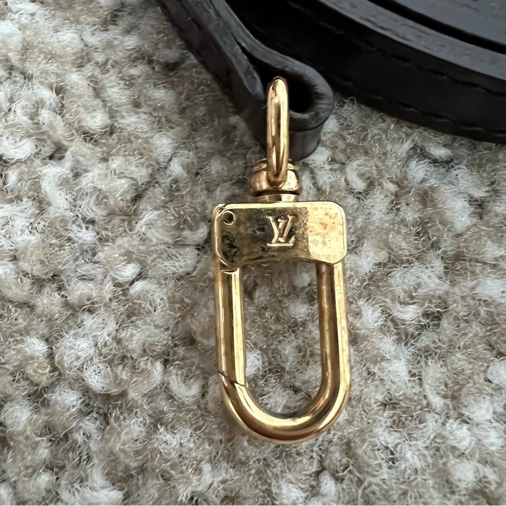 Authentic Louis Vuitton Eva Damier Ebene Sophie Clutch - Picture 10 of 15